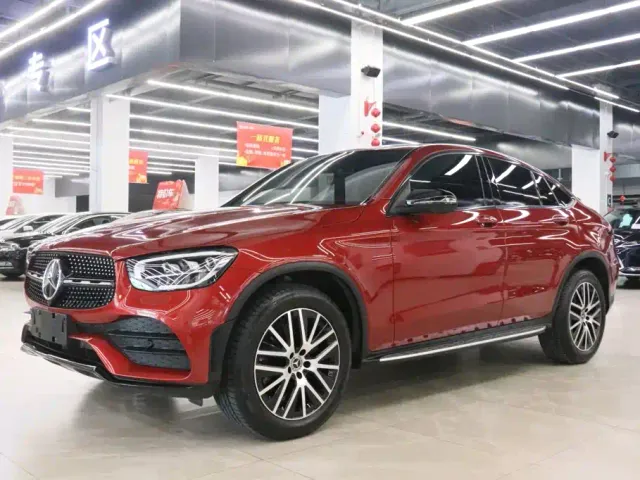 Фотография автомобиля — Mercedes-Benz GLC Coupe