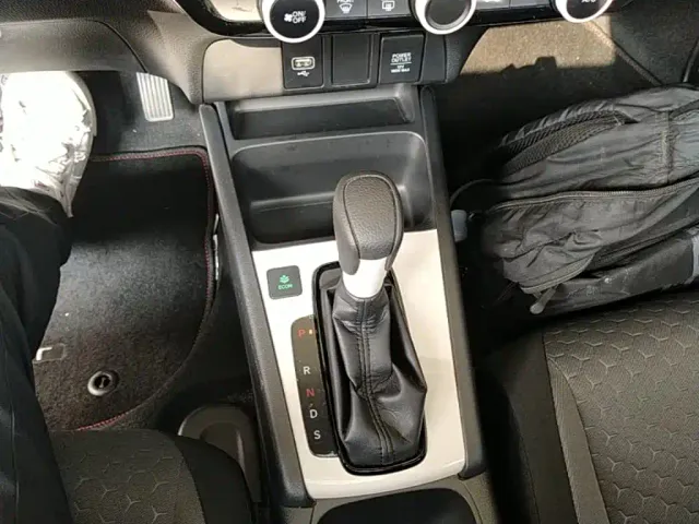 Honda Fit 2022 1.5L CVT Trend Sunroof Edition — Фото автомобиля 13