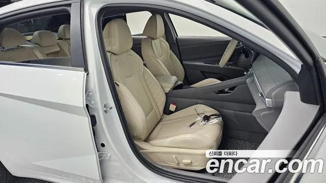 Hyundai Avante CN7 — Фото автомобиля 26