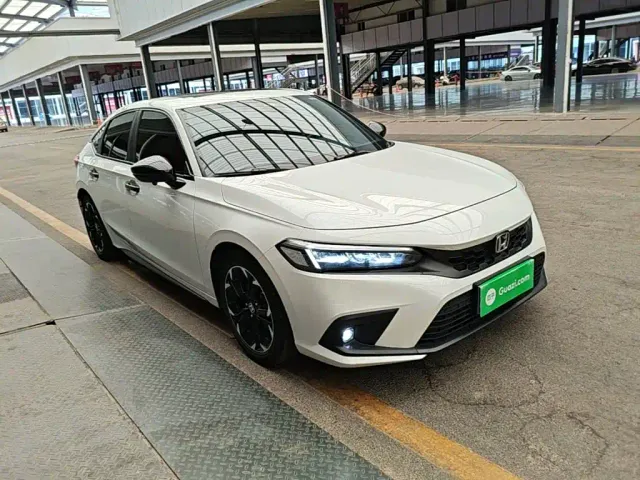 Honda Civic — Фото автомобиля 3