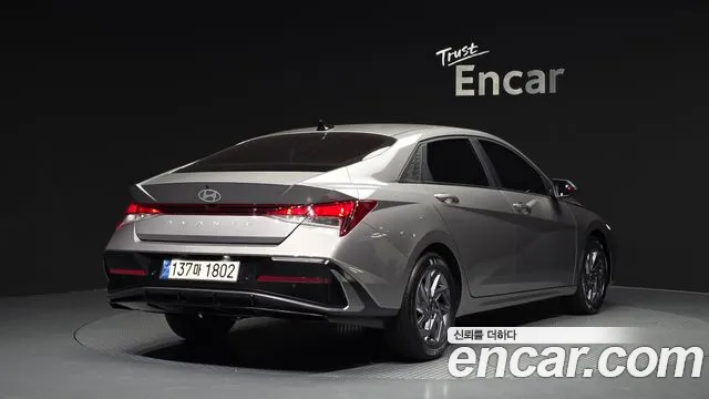 Hyundai AVANTE Новый Avante (CN7) — Фото автомобиля 2