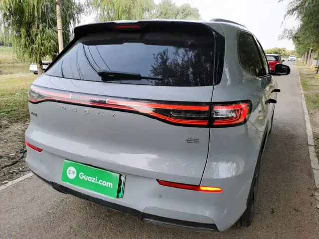 Geely Galaxy E5 — Фото автомобиля 6