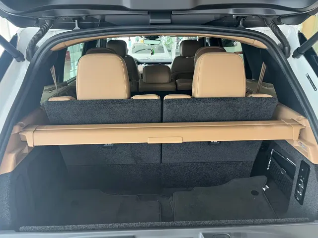 Land Rover Range Rover — Фото автомобиля 8