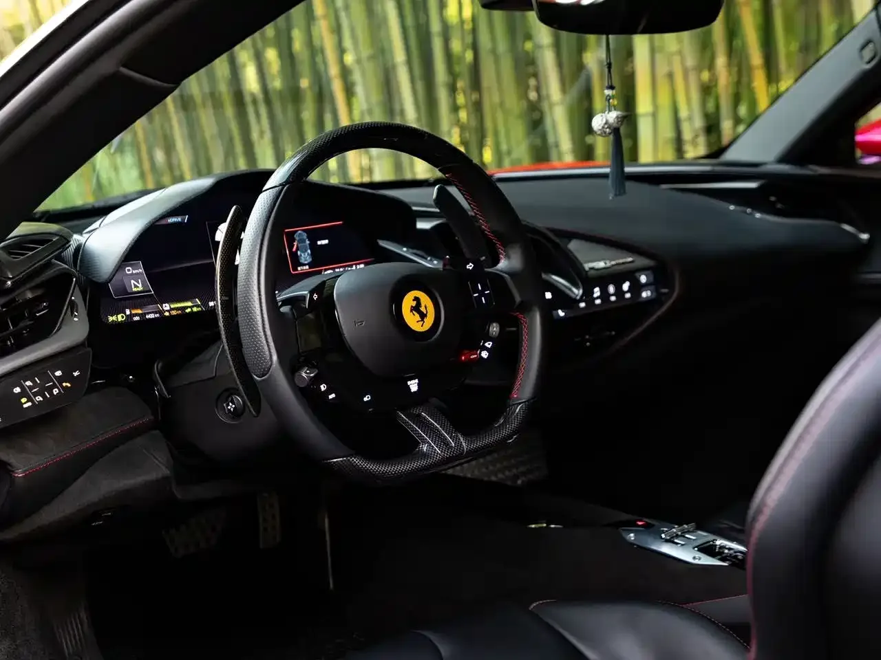 Ferrari SF90 2020 3.9T V8 Stradale — Фото автомобиля 10