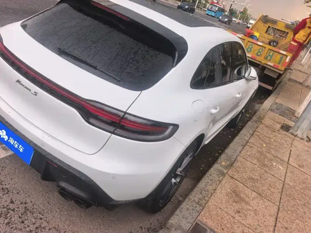 Porsche Macan — Фото автомобиля 3