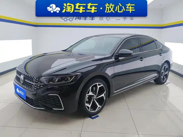 Фотография автомобиля — Volkswagen Passat