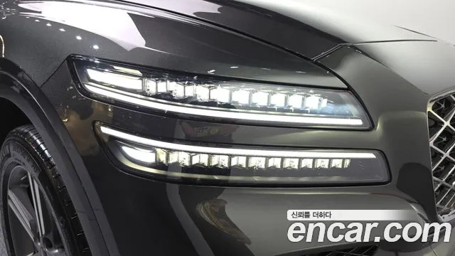 Genesis GV80 — Фото автомобиля 19