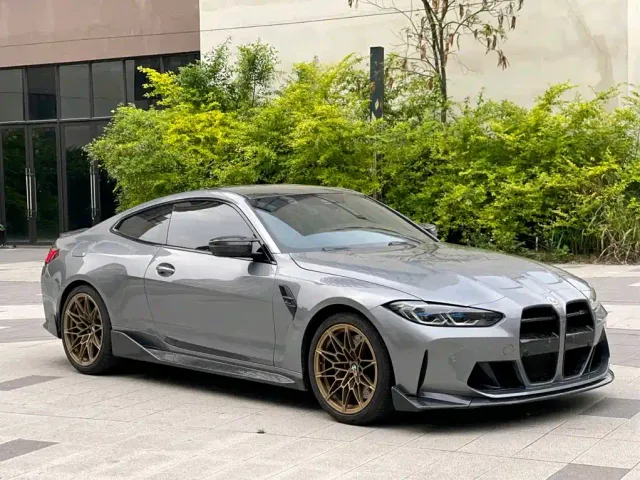 BMW M4 — Фото автомобиля 3