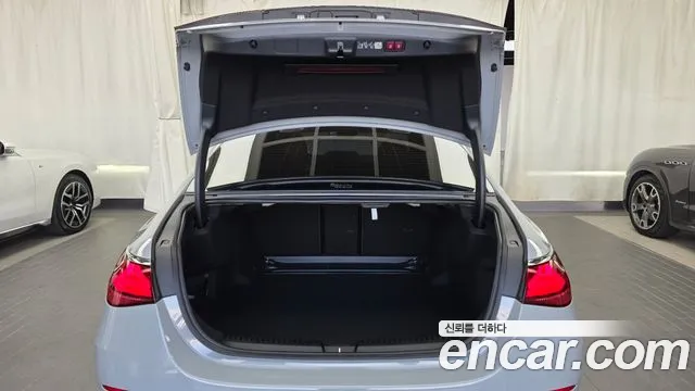 Mercedes-Benz E-Class W214 — Фото автомобиля 26