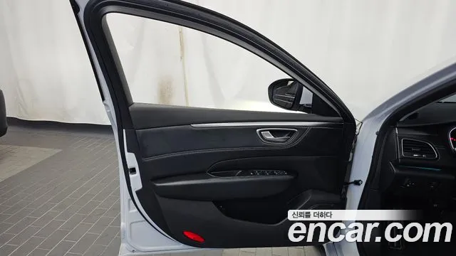 Renault Korea SM6 New — Фото автомобиля 13