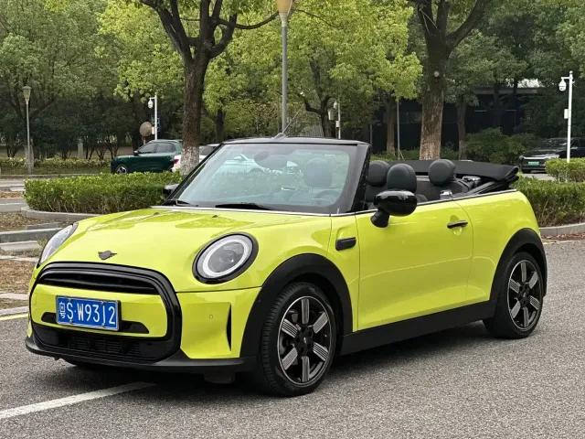 Фотография автомобиля — MINI Hatch