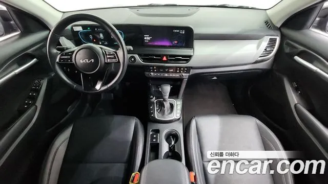 Kia Seltos — Фото автомобиля 5