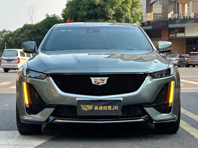 Cadillac CT5 — Фото автомобиля 2