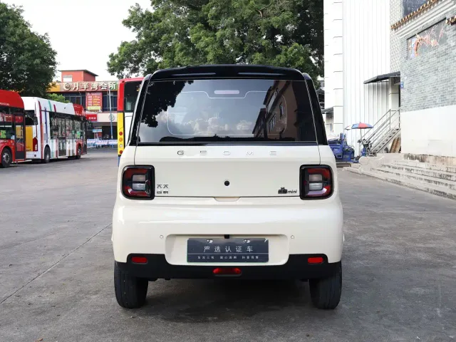 Geely Panda — Фото автомобиля 8