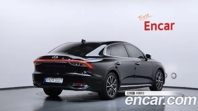 Hyundai Grandeur Новый Grandeur IG — Фото автомобиля 2