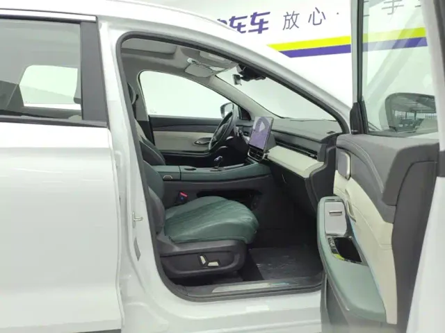 Jetour Shanhai L9 — Фото автомобиля 8
