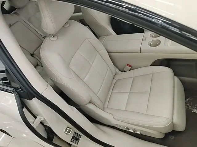 IM Motors LS6 — Фото автомобиля 24