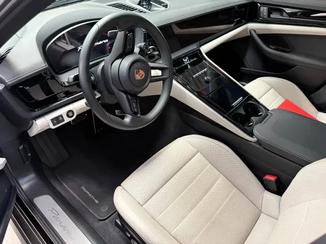 Porsche Panamera — Фото автомобиля 4