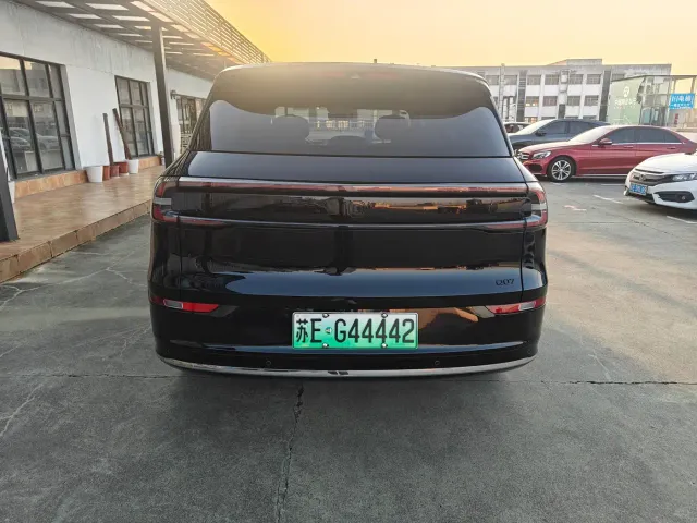 Changan Qiyuan Q07 — Фото автомобиля 7