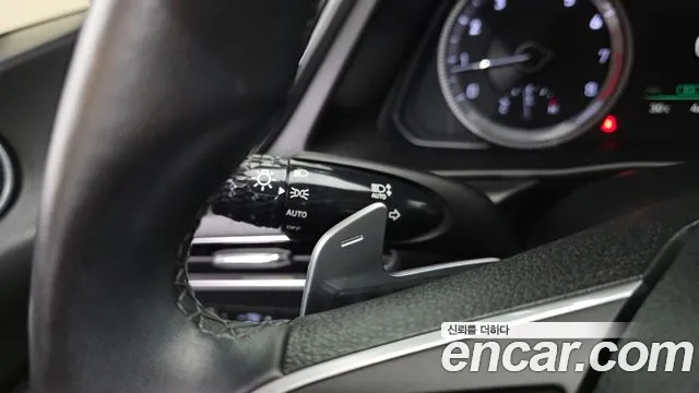Hyundai Sonata Sonata (DN8) 2.0 LPG(Для проката) — Фото автомобиля 26