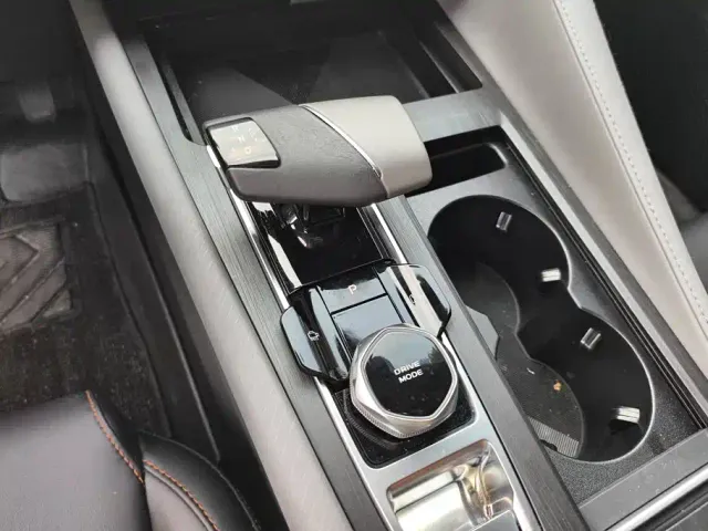 Changan CS75 Plus — Фото автомобиля 16