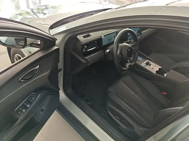BYD Seal 06 — Фото автомобиля 15