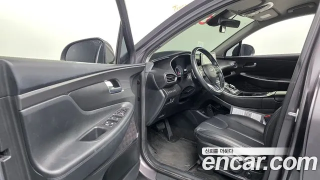 Hyundai Santa Fe — Фото автомобиля 15