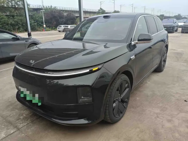 Фотография автомобиля — Li Auto L6