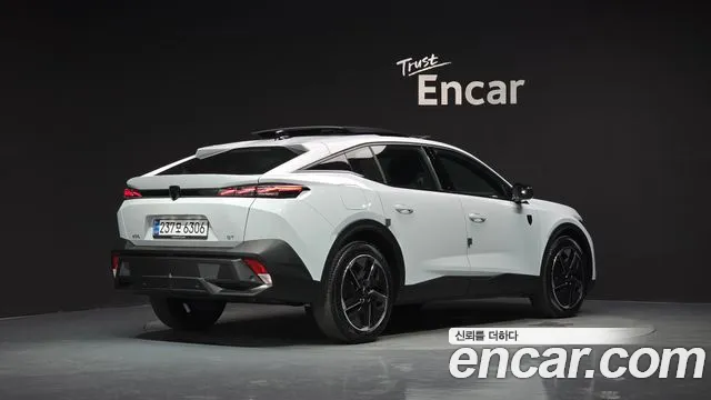 Peugeot 408 — Фото автомобиля 2