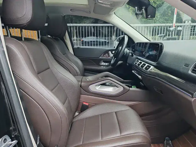 Mercedes-Benz GLE-Class — Фото автомобиля 9