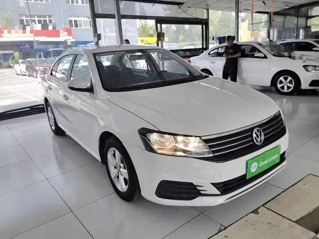Volkswagen Lavida — Фото автомобиля 3