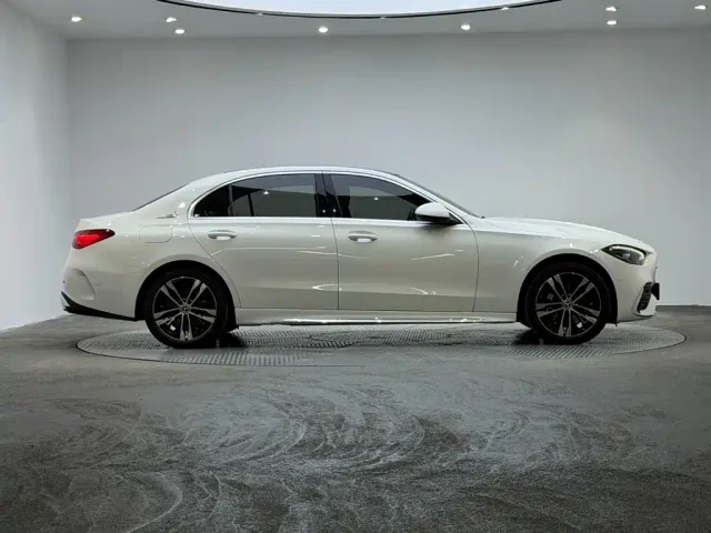 Mercedes-Benz C-Class — Фото автомобиля 5