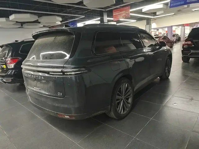 Leapmotor C16 — Фото автомобиля 6