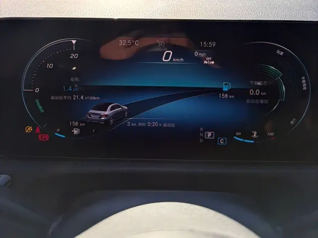 Mercedes-Benz A-Class — Фото автомобиля 16