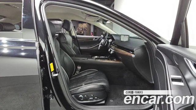 Genesis G80 Бензин 2.5 турбо AWD — Фото автомобиля 9