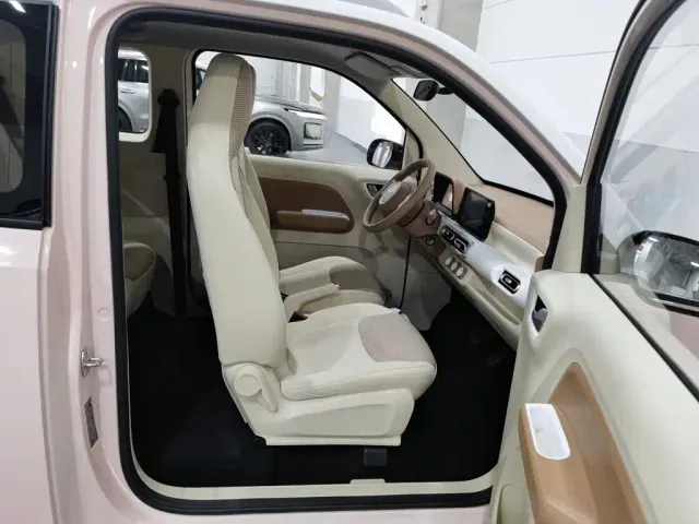 Wuling Hongguang Mini EV — Фото автомобиля 23