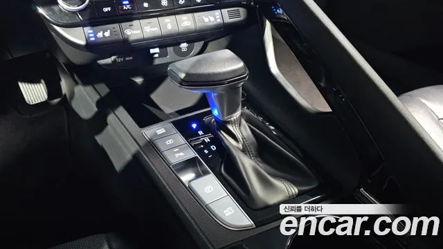 Hyundai Avante CN7 — Фото автомобиля 9
