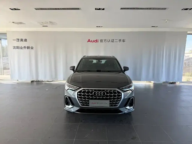 Audi Q3 — Фото автомобиля 2