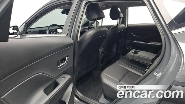 Hyundai Kona — Фото автомобиля 18