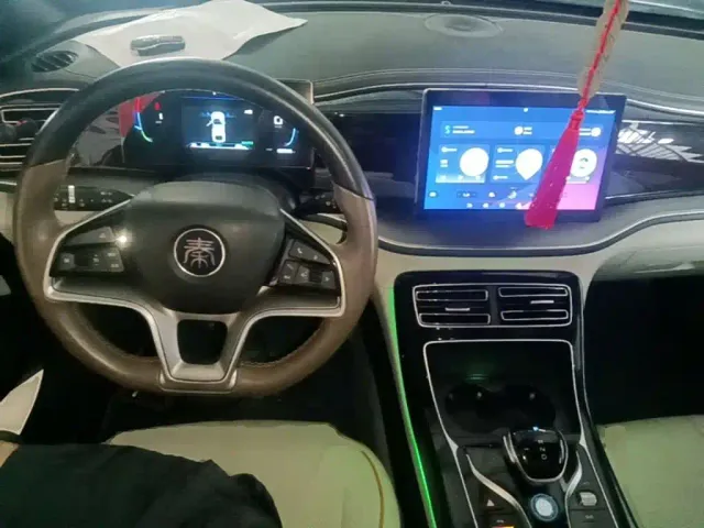 BYD Qin PLUS — Фото автомобиля 9