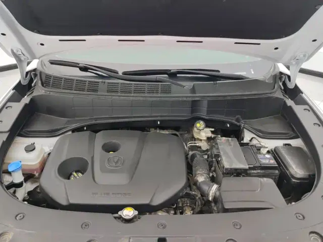 Changan CS35 Plus — Фото автомобиля 10