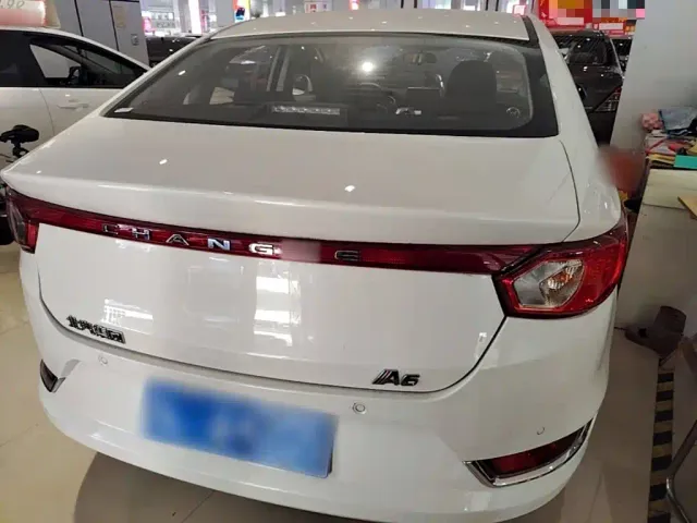BAIC Changhe A6 — Фото автомобиля 5