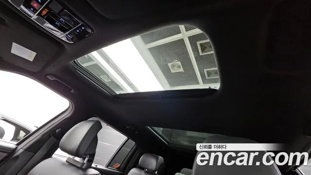 Hyundai Santafe Santa Fe (MX5) Бензин 2.5T 2WD — Фото автомобиля 17