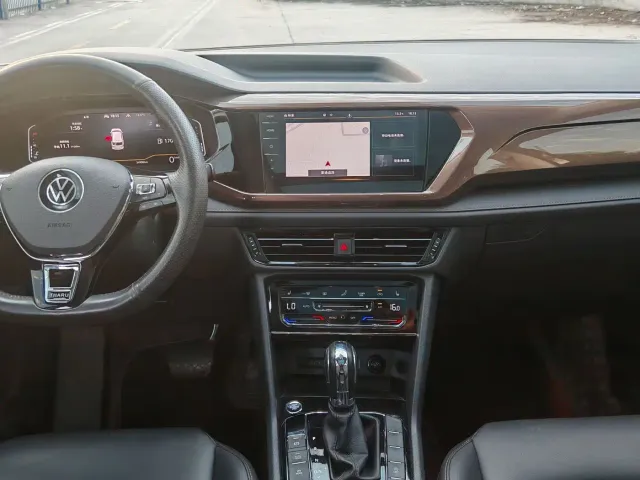 Volkswagen Tharu — Фото автомобиля 6