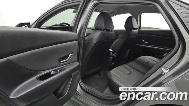 Hyundai AVANTE Новый Avante (CN7) — Фото автомобиля 26