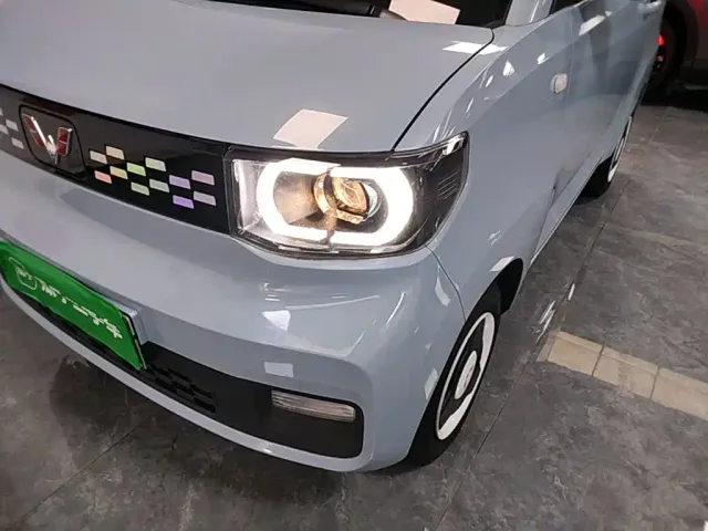 Wuling Hongguang Mini EV — Фото автомобиля 23