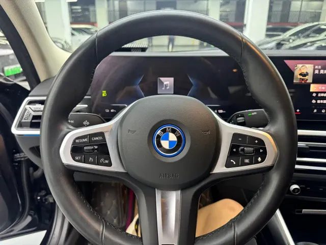 BMW i3 — Фото автомобиля 5