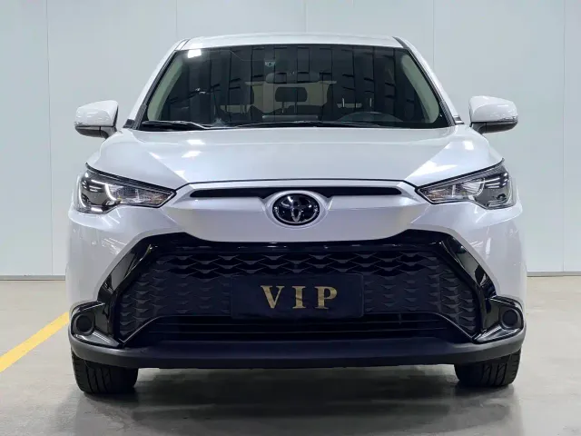 Toyota Frontlander — Фото автомобиля 2