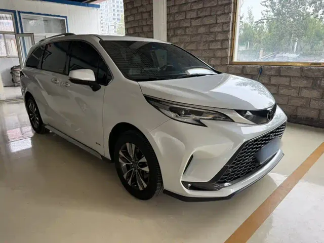 Toyota Granvia — Фото автомобиля 19