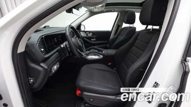 Mercedes-Benz GLE-Class — Фото автомобиля 14